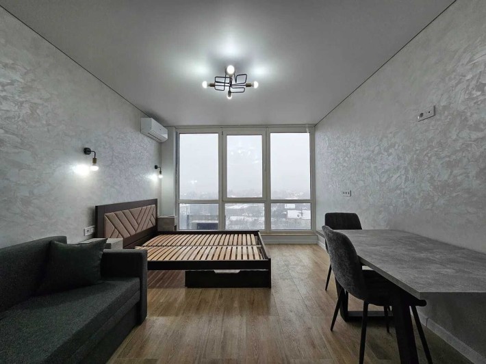 Найдешевша! Укомплектована смарт-квартира біля озера - фото 1