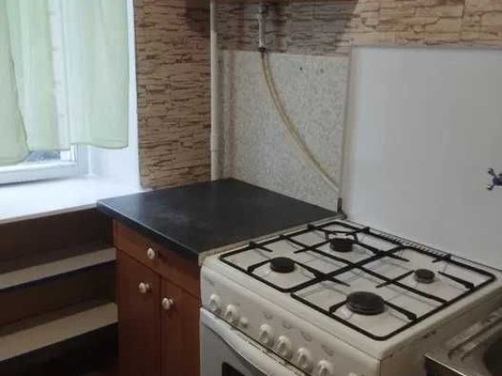 Продаж 1 кім на Балукова 1а Вишневое