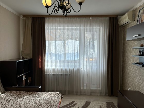 Продам 2-кімнатну квартиру по був.Незалежності, 15 Бровари