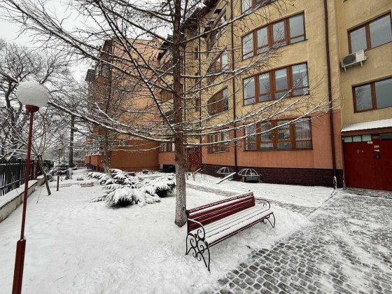 Готова до ремонту двокімнатна квартира Ивано-Франковск