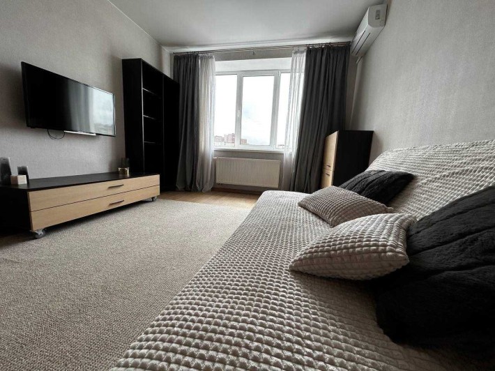 Продам квартиру з новим ремоном в центрі Бучі - фото 1