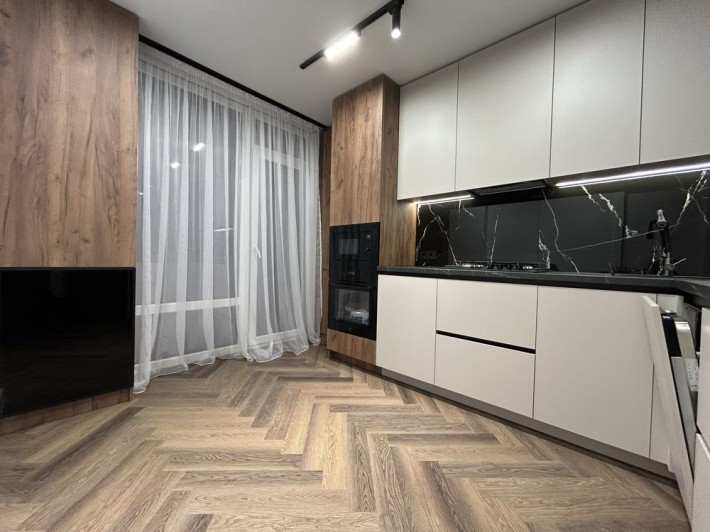 Терміново продам дуже гарну, 1-кімнатну квартиру ! - фото 1