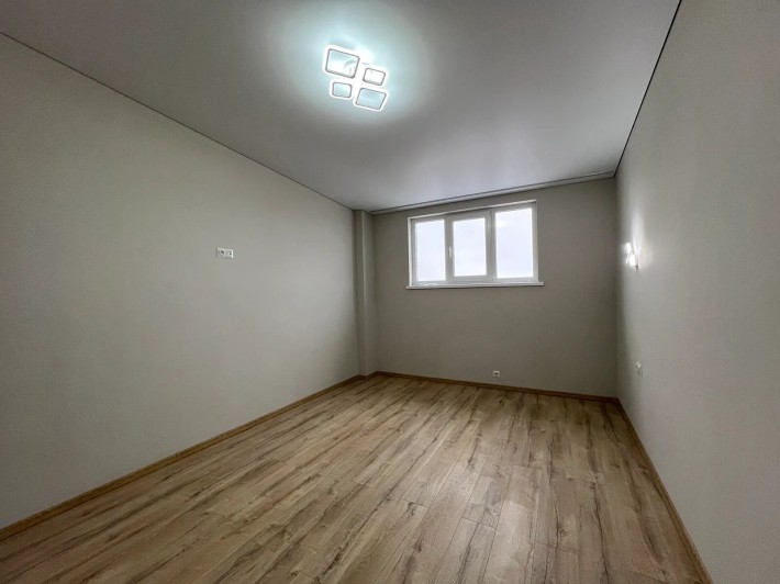 Терміново 1 кім з ремонтом/розвинута інфраструктура/42.4м2 - фото 1