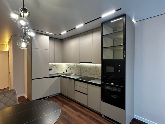 Продаж 1 км квартири поруч з озером Ивано-Франковск