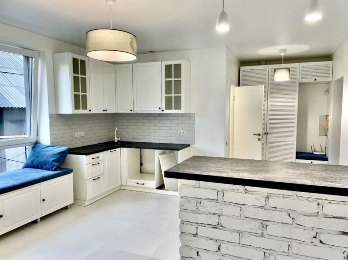 Квартира з новим ремонтом - фото 1