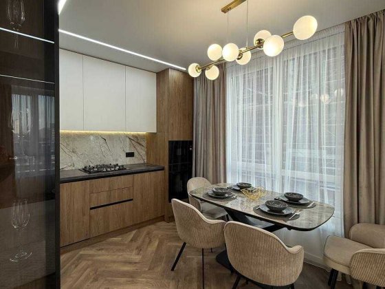 Продаж 3 кім. квартири з  євроремонтом FAMILY PLAZA Івано-Франківськ