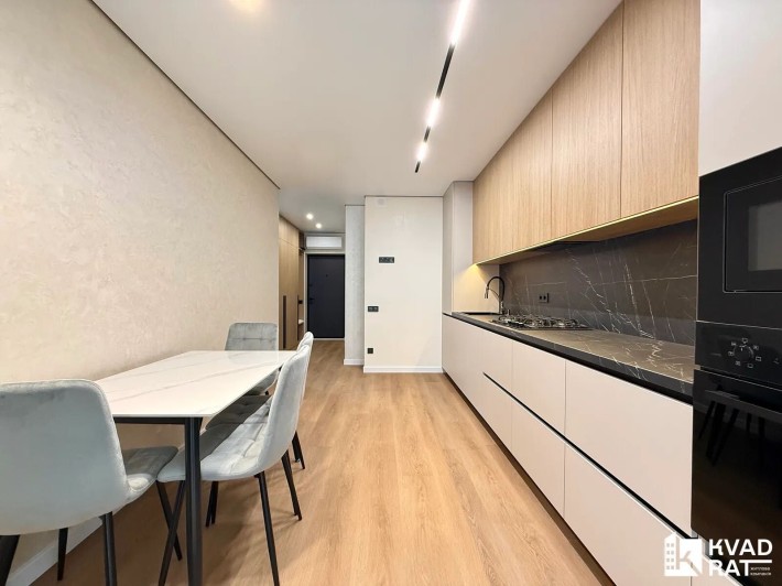 Продам 1,5-кімнатну квартиру з меблями, 3 поверх - фото 1