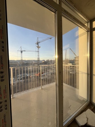 Продається видова 2 кім. Кухня-студія 25 м2. Розт. 24міс. - фото 1