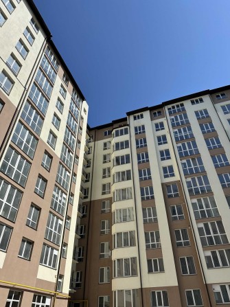 Терміново! сучасна 1-кім в хорошому районі 6 поверх ! - фото 1