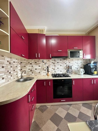 Продаж 2-кімнатної квартири по вул. Зенітного Полку - фото 1