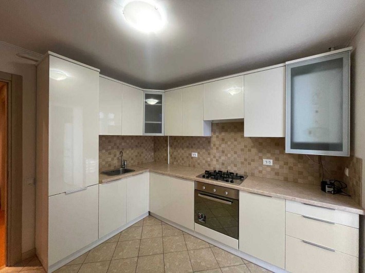 2 кім квартира  ( вул. Молодіжна ) - фото 1