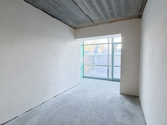 ТОП ціна! Велика 1к з двориком 43 м2! Частковий ремонт! БЕЗ % Буча