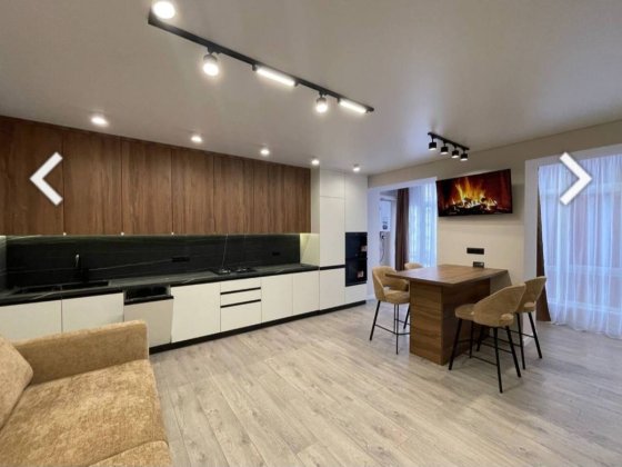 Однокімнатна квартира -студія Містечко центральне  Височана 18 Івано-Франківськ