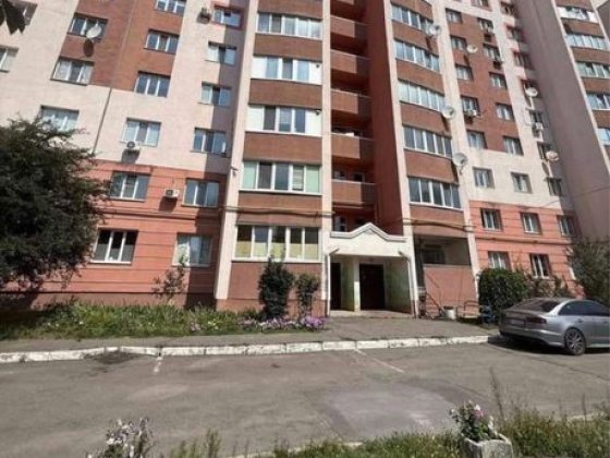 Продаж 3 кімнвтнрі квартири на масиві Незалежності Белая Церковь