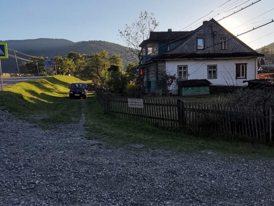 Продається квартира на ділянці 0,7 га в центрі с.Татарів Ивано-Франковск