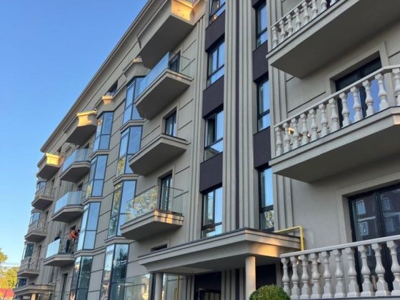 Велика двушка 72 кв з кухнею 18 Ірпінь