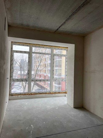 Продам 1к квартиру в центрі Ірпеня. Поруч школа, парк - фото 1