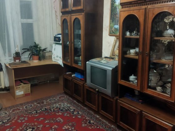 Продам 3-х кімнатну  Піщаний масив Белая Церковь