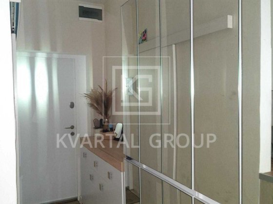 Продаж квартири-студії зі свіжим ремонтом та виходом на терасу. Ірпінь