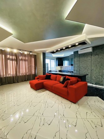 Стильная квартира в Аркадии, Ж/К «Тридцать Шестая Жемчужина». - фото 1