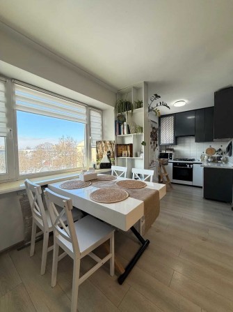 У продажі 2 кім.квартира в прекрасному стані з сучасним ремонтом! - фото 1