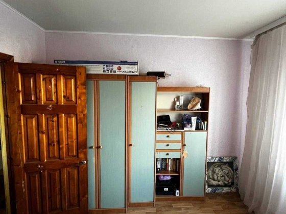 Продаж 4-кімнатна квартира, Карачуни Кривой Рог