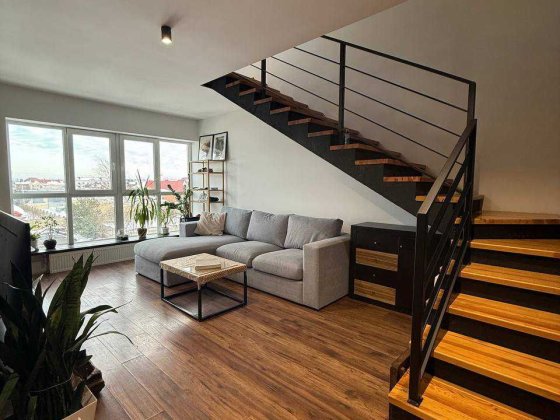 Продаж квартири з панорамними вікнами та індивідуальним опаленням Луцк