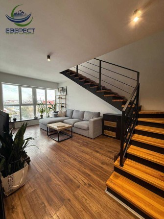 Продаж квартири з панорамними вікнами та індивідуальним опаленням - фото 1