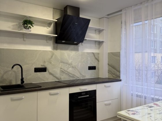 Продаж 2-кімнатної з Сучасним ремонтом, нагірна частина, 56м2 Кременчуг