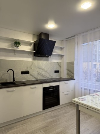 Продаж 2-кімнатної з Сучасним ремонтом, нагірна частина, 56м2 - фото 1