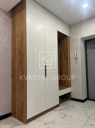 Велика однокімнатна квартира Буча  ЖК Модуль - фото 1