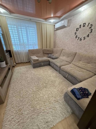 Двокімнатна з ремонтом, центр Бучі! Без комісії! - фото 1