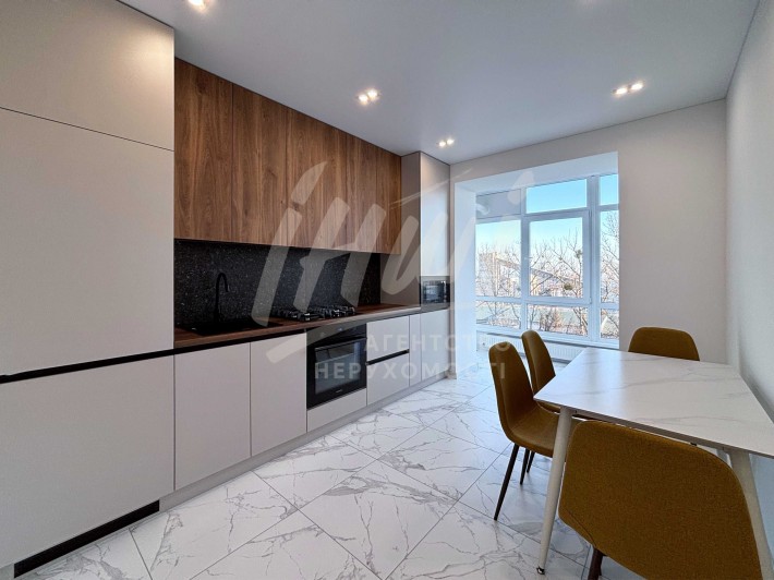 1 кімнатна, центр, 5 поверх постанова - фото 1