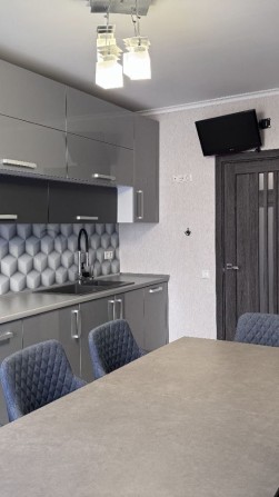 2 кім , ремонт, меблі, техніка . Прстанови вітаються - фото 1