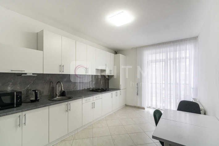 ПРОДАЖ просторої 1к квартири. Готова для проживання або інвестиції. - фото 1