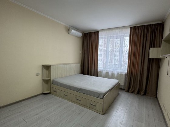 Продам дуже теплу та світлу 1к квартиру є тепла підлога. 2%оформлення Ирпень