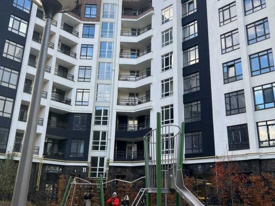 1к квартира,  2й поверх, 39.79м². ГАЗ, БЕЗ КОМІСІЇ. Єоселя Ірпінь