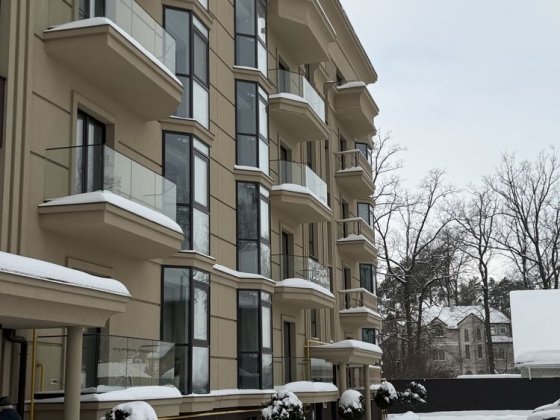 жк. Монако, 2к квартира 72 кв 2/5 поверх Ирпень