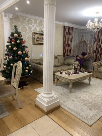 4-к, Івасюка вул., 11, Каскад - фото 1