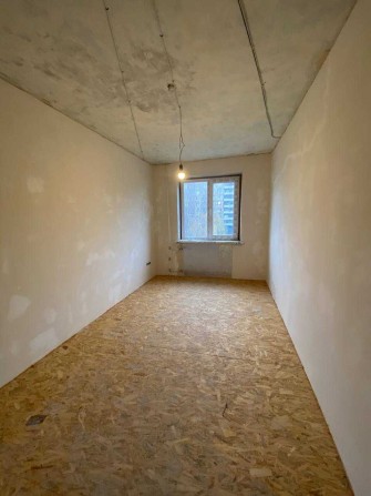 Продаётся 3-комнатная квартира  по улице Гурова (Постышева) - фото 1