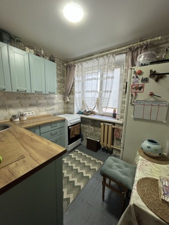 Продам гарну 2-х кім. квартиру в Центрі. - фото 1