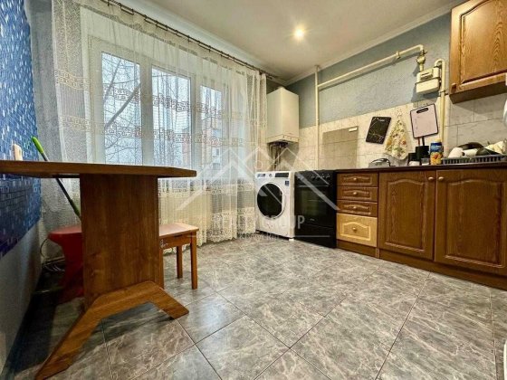 Продаж 2-к квартири, 3/5, Спаська/Юність Кривой Рог