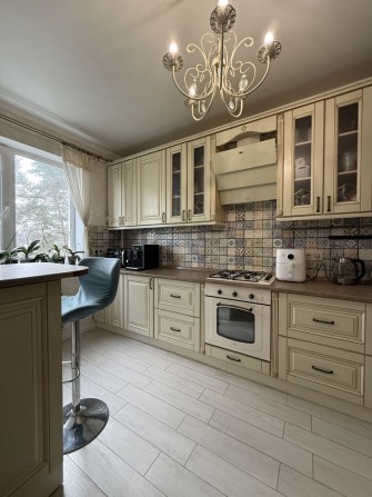 Квартира з ремонтом 147 м2 поруч ЦЕНТРАЛЬНОГО ПАРКУ - фото 1