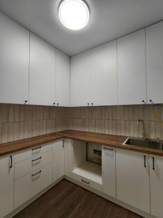 Компактна «євротрійка» з ремонтом у центрі Луцька! - фото 1