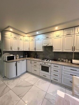 Центр Бучі, 4к квартира з якісним ремонтом - фото 1