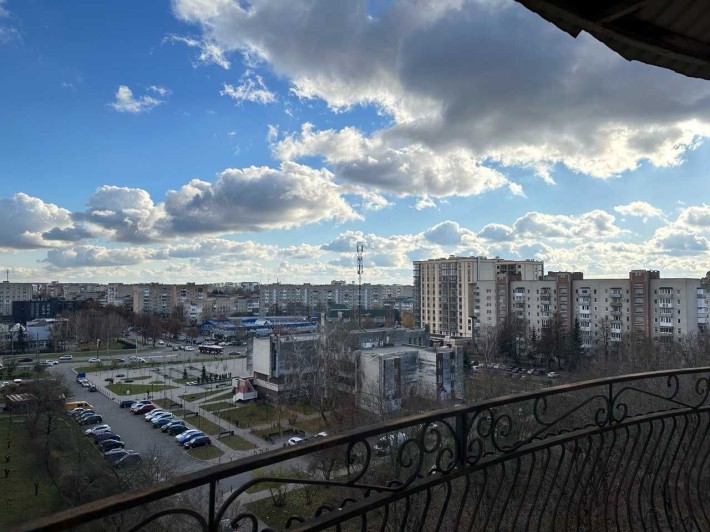 Продаж великогабаритної квартири вул. Соборності 16 В - фото 1