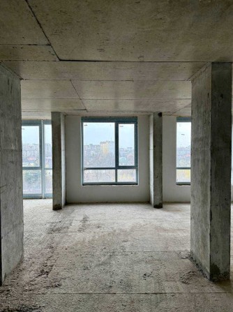 Здана 2 кім біля Велесу - фото 1