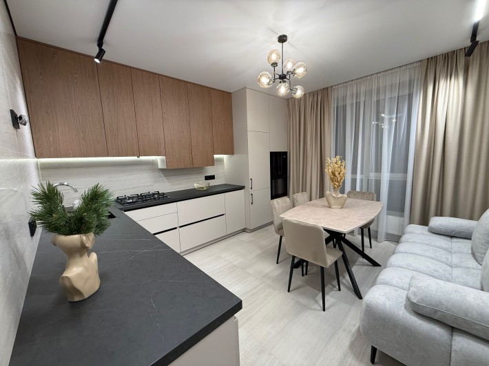 Євродвокімнатна квартира 40м2, Новий ремонт! Газ! - фото 1