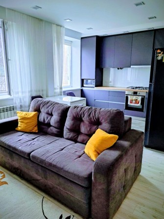 Продам 2х кімнатна квартира по вул. Соборна ТЦ Галактика, Кофан - фото 1