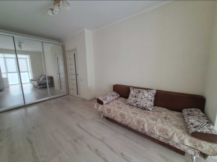 Продам 1 кімнатну квартиру в місті Буча - фото 1